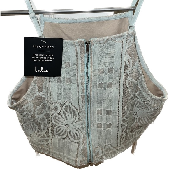 LULU’S Floral Embroidered crop top, color mint, size small - Picture 7 of 8